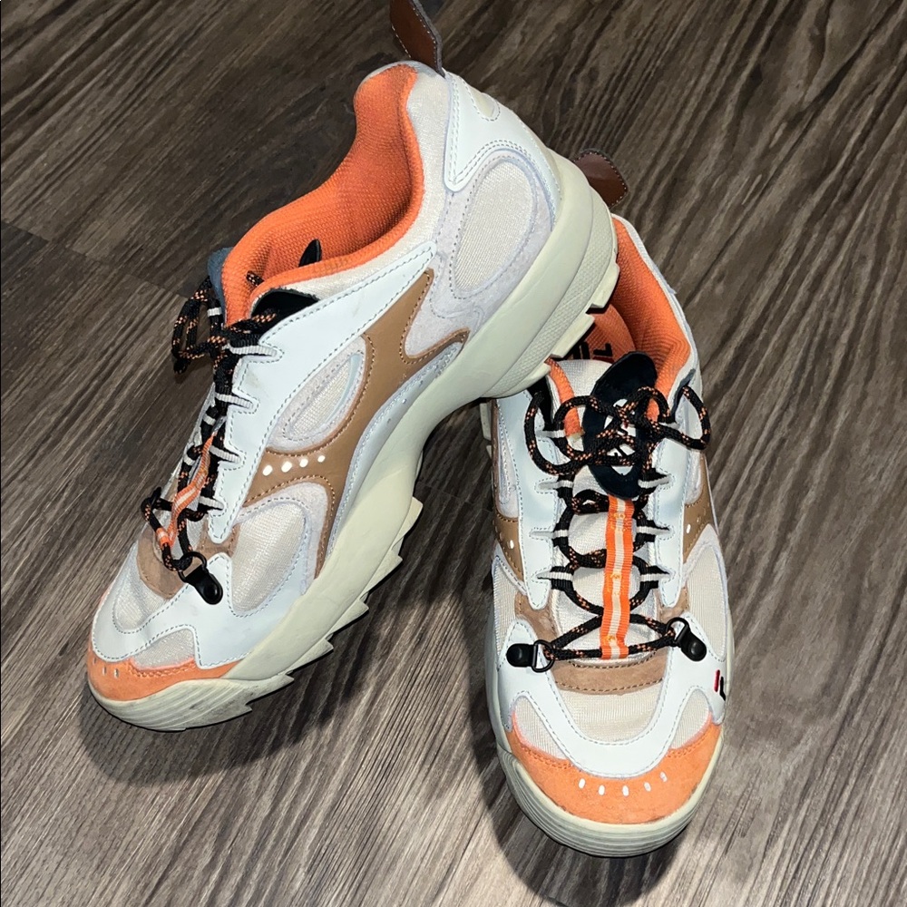 Fila Chunky White And Orange Athletic Shoes